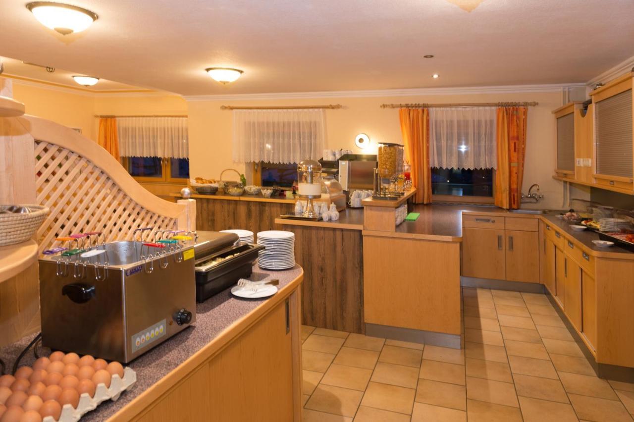 Eibinghof Bed & Breakfast & Swim Saalbach-Hinterglemm Exterior foto