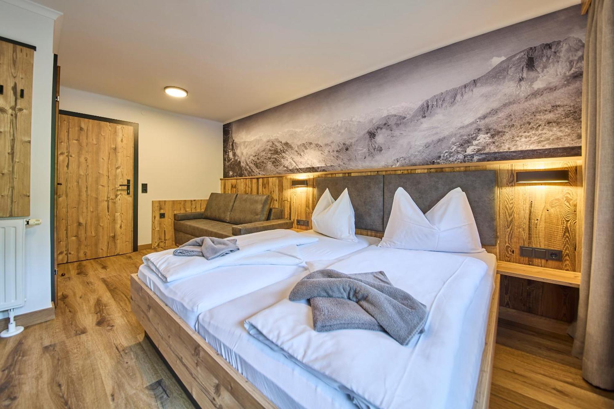 Eibinghof Bed & Breakfast & Swim Saalbach-Hinterglemm Exterior foto