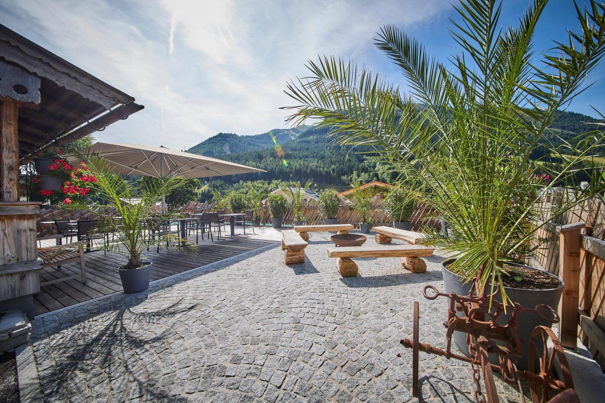 Eibinghof Bed & Breakfast & Swim Saalbach-Hinterglemm Exterior foto