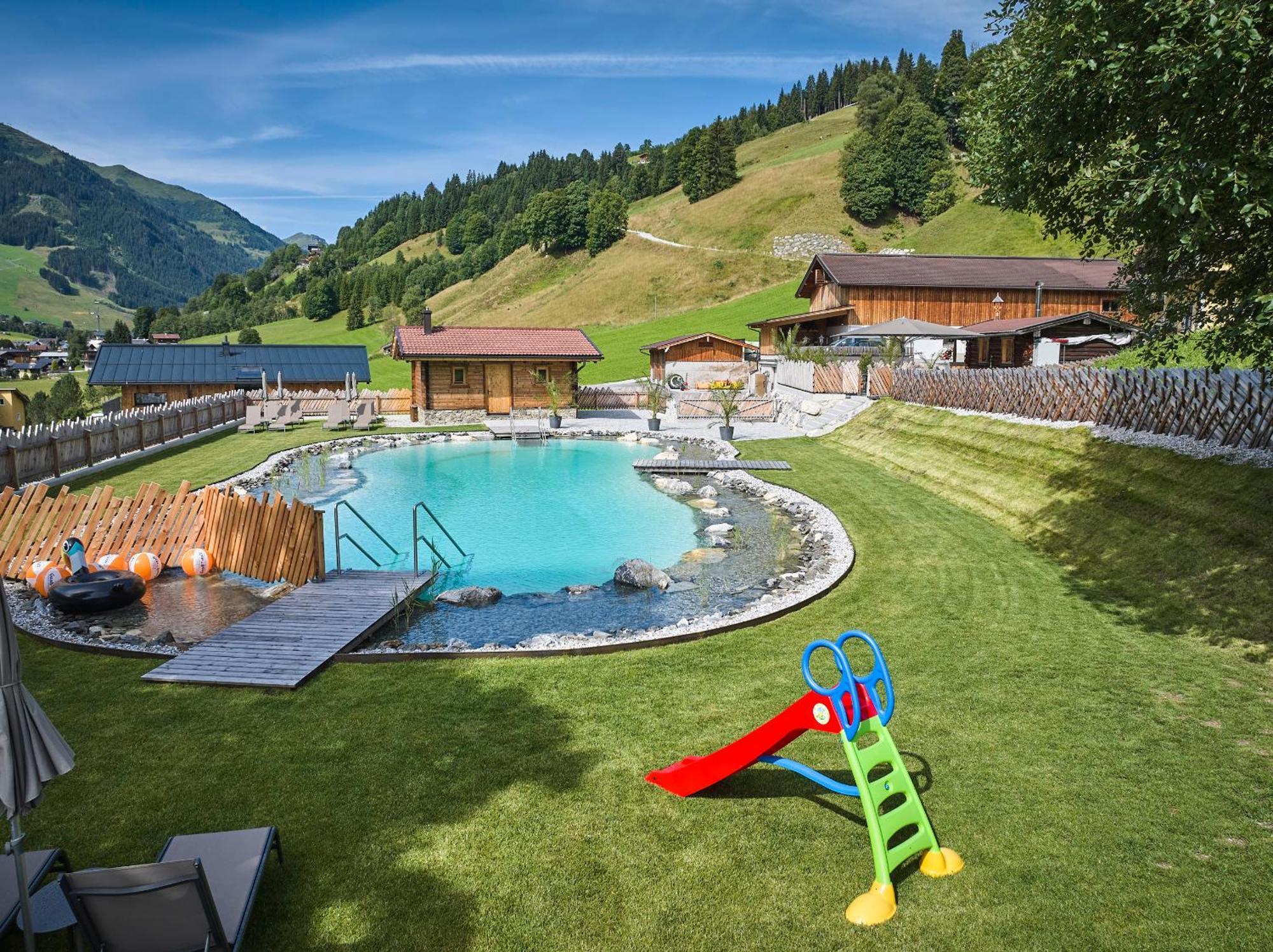Eibinghof Bed & Breakfast & Swim Saalbach-Hinterglemm Exterior foto