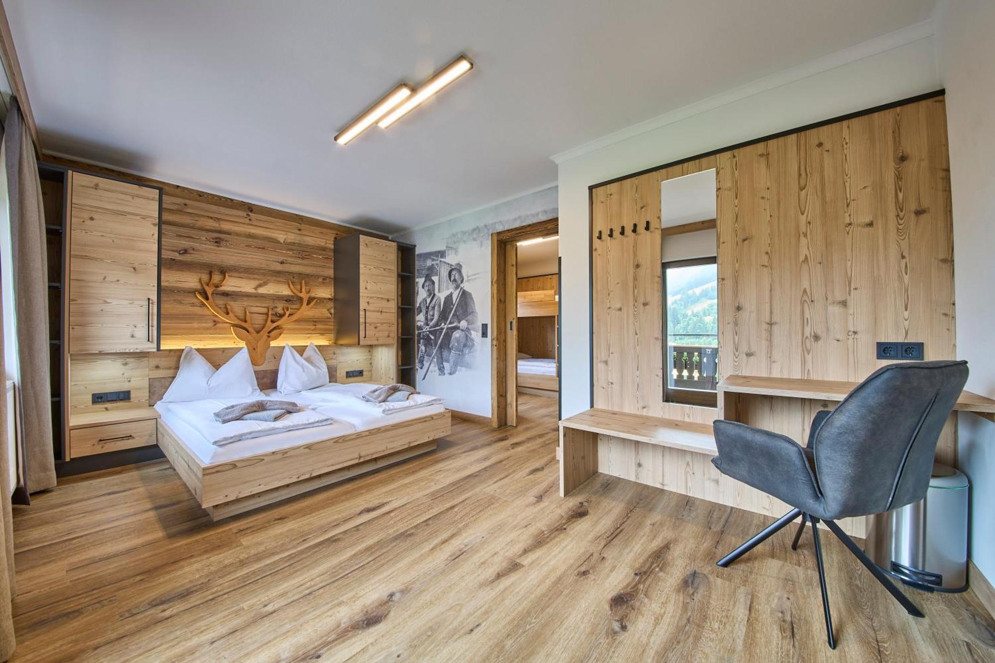 Eibinghof Bed & Breakfast & Swim Saalbach-Hinterglemm Exterior foto